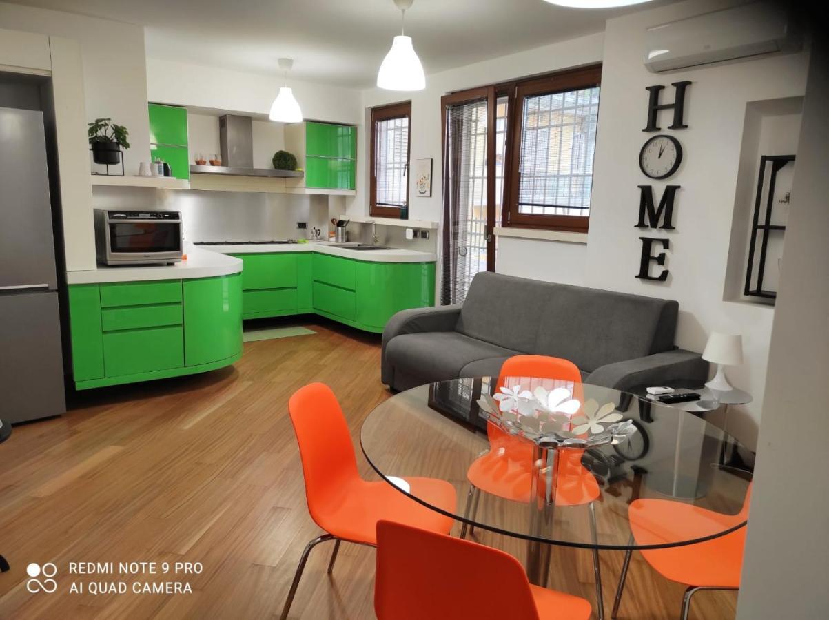 Phoenix House Наполи Екстериор снимка